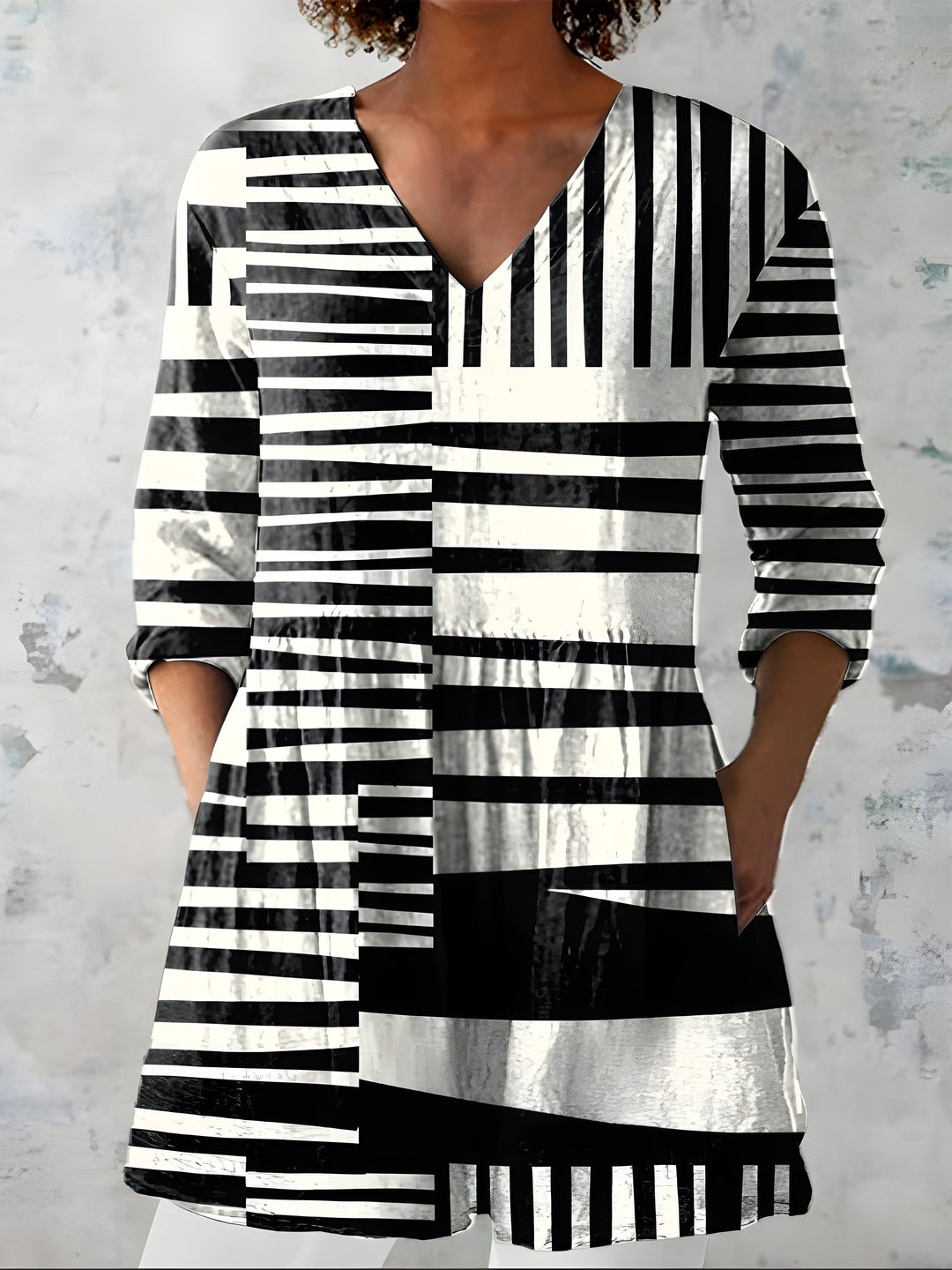 Vivienne | Long Blouse with V-Neck