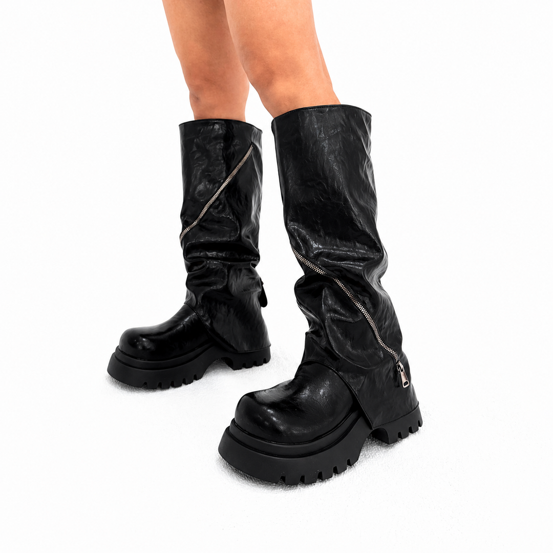 Nola Hyperlug Boots