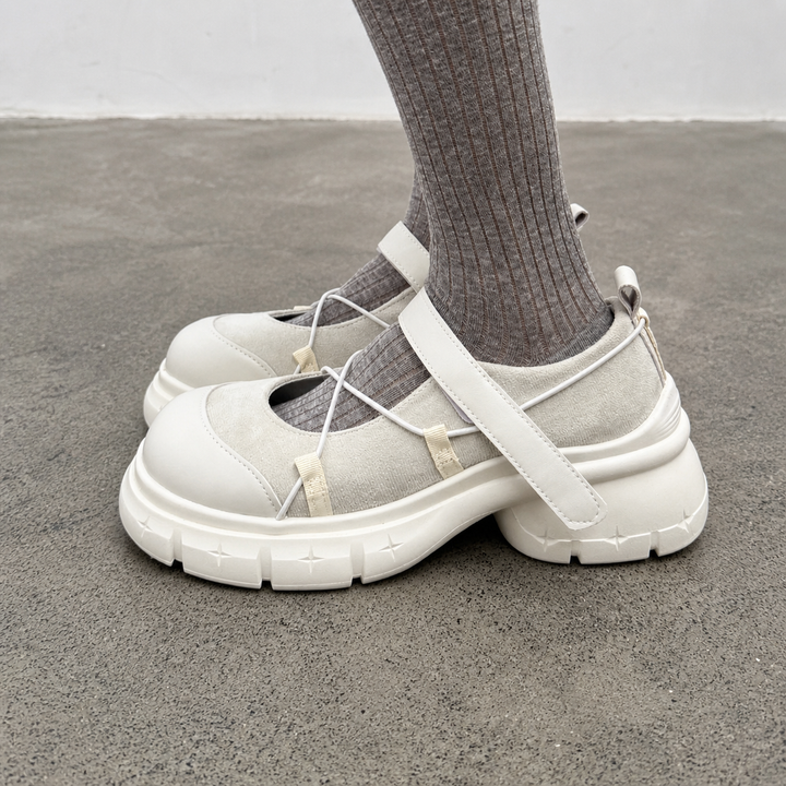 Elara Mary Jane Sneakers