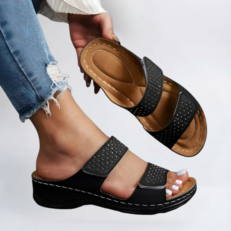 Lynn - Stylish  Sandals