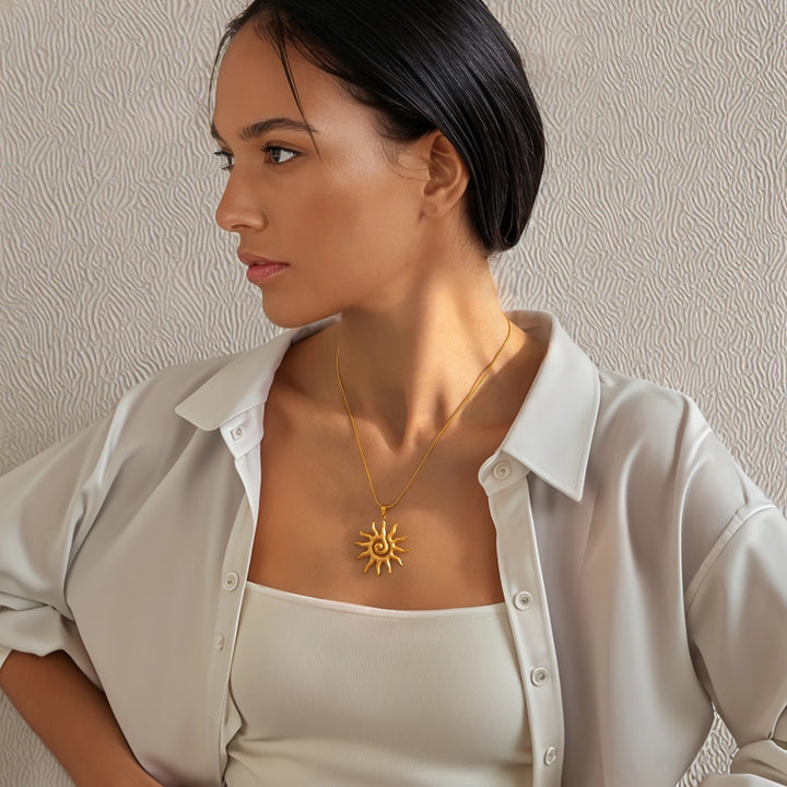 Gold lifestyle